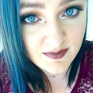 Meet your Posher, Shaina